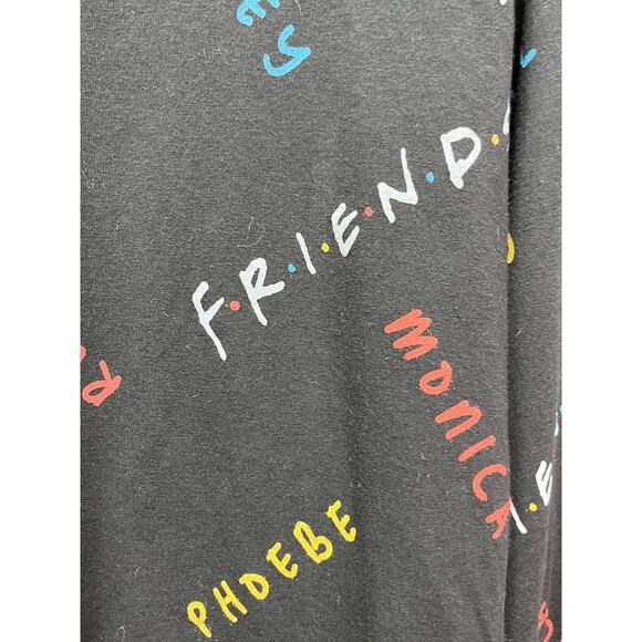 Friends cropped long sleeve‎ shirt-Character name script Large - Picture 2 of 6